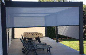 Store électrique sur pergola bioclimatique à Talence près de Bordeaux