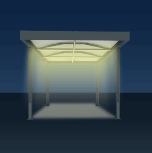 Abri de bus moderne éclairé la nuit, structure métallique grise avec un toit blanc et un éclairage jaune diffus mettant en valeur le sol.